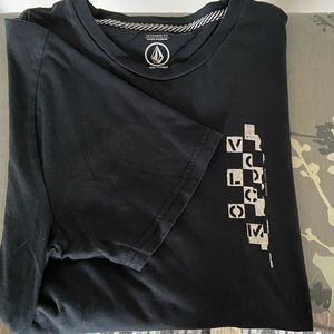 100% organic cotton volcom tshirt size medium